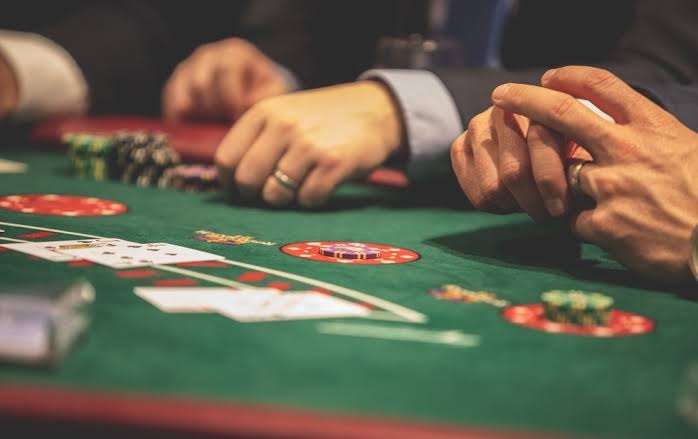 Save Time And Money By Playing Gambling Online